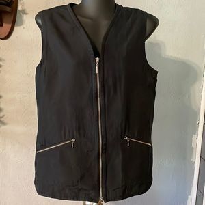 Small NWOT Diane Gilman black silk black zip black pockets lined vest jacket